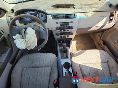 Zdjęcie 8 z 12 samochodu: 2008 FORD FOCUS SE VIN:1FAHP35N08W272633 - miniatura