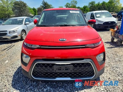 Piąte zdjęcie samochodu w środku: 2021 KIA SOUL LX VIN:KNDJ23AU6M7145557 - miniatura