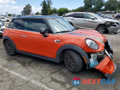 Czwarte zdjęcie samochodu z boku: 2019 MINI COOPER VIN:WMWXP5C5XK2H31248 - miniatura