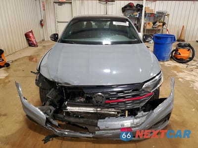 Piąte zdjęcie samochodu w środku: 2019 VOLKSWAGEN JETTA GLI VIN:3VW6T7BU9KM149272 - miniatura