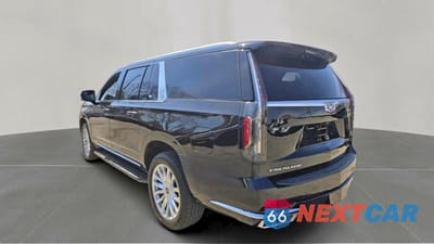 Trzecie zdjęcie samochodu z tyłu: 2021 CADILLAC ESCALADE ESV LUXURY VIN:1GYS3JKT9MR354057 - miniatura