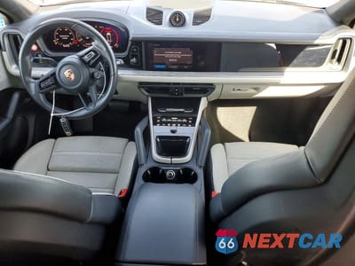 Zdjęcie 8 z 13 samochodu: 2024 PORSCHE CAYENNE COUPE VIN:WP1BA2AY2RDA49016 - miniatura