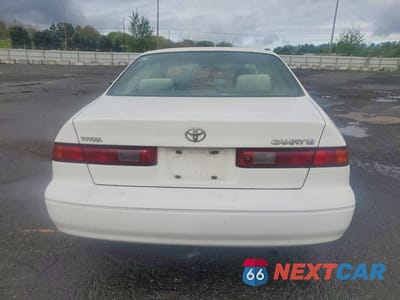 Zdjęcie 6 z 11 samochodu: 1997 TOYOTA CAMRY LE VIN:JT2BG22K5V0079860 - miniatura