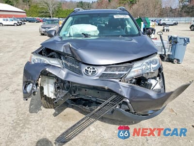 Piąte zdjęcie samochodu w środku: 2015 TOYOTA RAV4 LIMITED VIN:2T3DFREV3FW319499 - miniatura