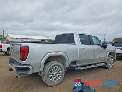Trzecie zdjęcie samochodu z tyłu: 2020 GMC SIERRA K2500 DENALI VIN:1GT49RE79LF321036 - miniatura