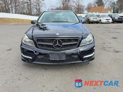 Piąte zdjęcie samochodu w środku: 2013 MERCEDES-BENZ C 300 4MATIC VIN:WDDGF8AB6DR253536 - miniatura