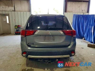 Zdjęcie 6 z 13 samochodu: 2016 MITSUBISHI OUTLANDER SE VIN:JA4AZ3A37GZ037650 - miniatura
