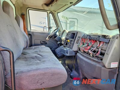 Zdjęcie 11 z 12 samochodu: 2018 INTERNATIONAL 4300 BOX TRUCK VIN:1HTMMMML9JH348760 - miniatura