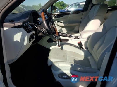 Zdjęcie 7 z 13 samochodu: 2024 PORSCHE MACAN BASE VIN:WP1AA2A56RLB01397 - miniatura