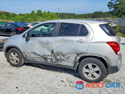 Drugie zdjęcie samochodu z przodu: 2020 CHEVROLET TRAX LS VIN:3GNCJKSBXLL196371 - miniatura