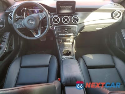 Zdjęcie 8 z 14 samochodu: 2019 MERCEDES-BENZ GLA 250 VIN:WDCTG4EB5KU020843 - miniatura
