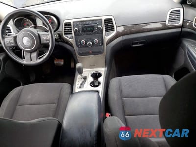 Zdjęcie 8 z 13 samochodu: 2012 JEEP GRAND CHEROKEE LAREDO VIN:1C4RJFAG2CC225199 - miniatura