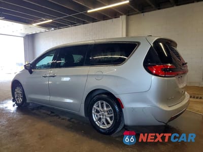 Drugie zdjęcie samochodu z przodu: 2024 CHRYSLER PACIFICA TOURING L VIN:2C4RC1BG3RR148869 - miniatura