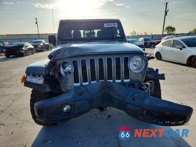 Piąte zdjęcie samochodu w środku: 2023 JEEP GLADIATOR OVERLAND VIN:1C6JJTFM9PL504771 - miniatura
