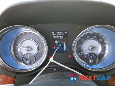 Zdjęcie 9 z 12 samochodu: 2013 CHRYSLER 300 VIN:2C3CCAAG1DH632209 - miniatura