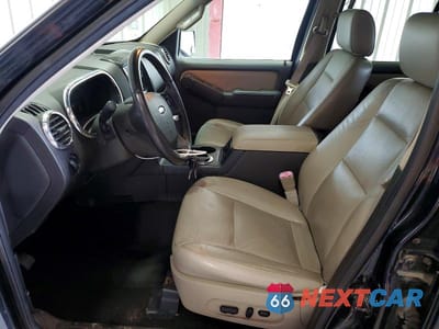 Zdjęcie 7 z 13 samochodu: 2008 FORD EXPLORER XLT VIN:1FMEU73EX8UA62466 - miniatura
