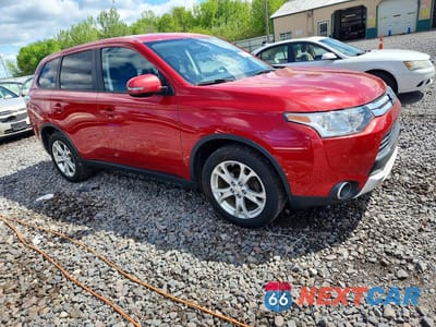 Czwarte zdjęcie samochodu z boku: 2015 MITSUBISHI OUTLANDER SE VIN:JA4AZ3A33FZ011321 - miniatura