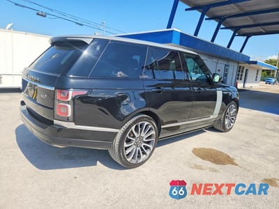 Trzecie zdjęcie samochodu z tyłu: 2018 LAND ROVER RANGE ROVER SUPERCHARGED VIN:SALGS2RE4JA395548 - miniatura
