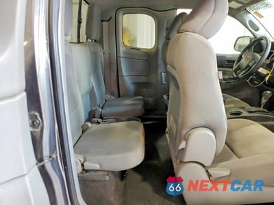 Zdjęcie 11 z 13 samochodu: 2012 TOYOTA TACOMA V6 VIN:5TFUU4EN8CX024561 - miniatura