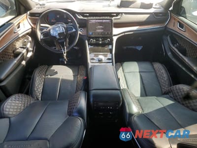 Zdjęcie 8 z 12 samochodu: 2025 JEEP GRAND CHEROKEE SUMMIT VIN:1C4RJHEG9S8661085 - miniatura