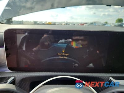 Zdjęcie 9 z 12 samochodu: 2019 MERCEDES-BENZ A 220 VIN:WDD3G4EB7KW010525 - miniatura