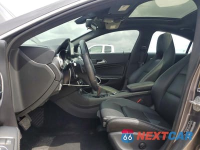 Zdjęcie 7 z 11 samochodu: 2017 MERCEDES-BENZ CLA 250 VIN:WDDSJ4EB1HN400581 - miniatura