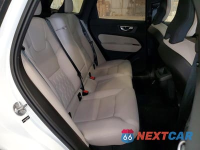 Zdjęcie 11 z 13 samochodu: 2026 VOLVO XC60 PLUS VIN:YV4M12RC9T1365327 - miniatura