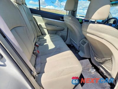 Zdjęcie 10 z 12 samochodu: 2010 SUBARU LEGACY 2.5I PREMIUM VIN:4S3BMCH69A3243796 - miniatura