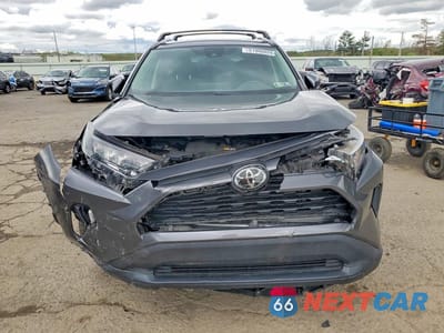 Piąte zdjęcie samochodu w środku: 2020 TOYOTA RAV4 LE VIN:2T3G1RFV7LW101572 - miniatura