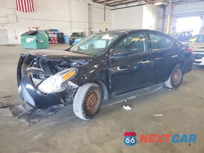 2018 NISSAN VERSA SV 3N1CN7AP1JL884394 - główne zdjęcie licytacji z USA - miniatura