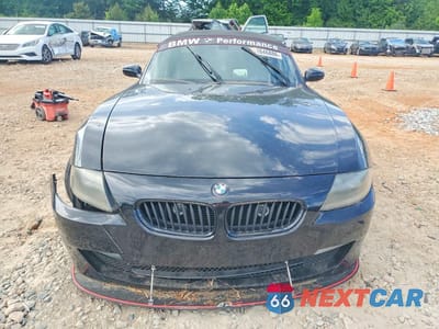 Piąte zdjęcie samochodu w środku: 2006 BMW Z4 3.0 VIN:4USBU335X6LW58626 - miniatura