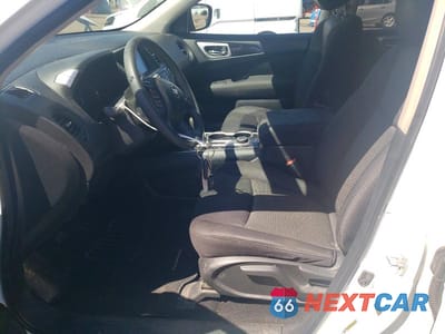 Zdjęcie 7 z 13 samochodu: 2017 NISS PATHFINDER S VIN:5N1DR2MM4HC682886 - miniatura