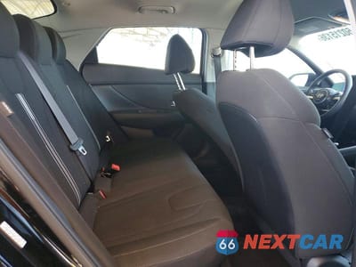 Zdjęcie 10 z 12 samochodu: 2024 HYUNDAI ELANTRA SEL VIN:KMHLM4DG5RU661394 - miniatura