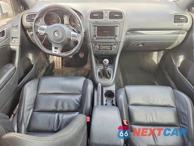 Zdjęcie 8 z 11 samochodu: 2010 VOLKSWAGEN GTI VIN:WVWEV7AJ8AW395647 - miniatura