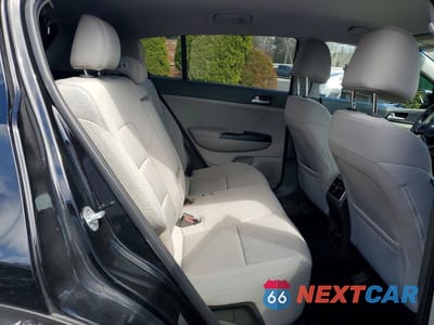 Zdjęcie 11 z 12 samochodu: 2017 KIA SPORTAGE LX VIN:KNDPMCAC8H7094497 - miniatura