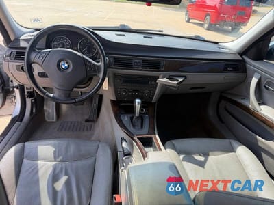 Zdjęcie 9 z 10 samochodu: 2006 BMW 325 XI VIN:WBAVD13516KV11749 - miniatura