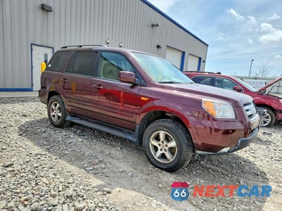 Czwarte zdjęcie samochodu z boku: 2008 HONDA PILOT EXL VIN:5FNYF18538B018688 - miniatura