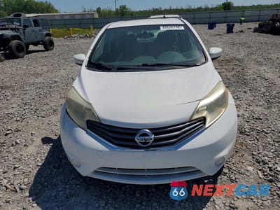 Piąte zdjęcie samochodu w środku: 2015 NISSAN VERSA NOTE S PLUS VIN:3N1CE2CP2FL437855 - miniatura