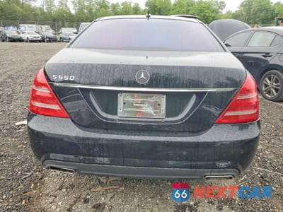 Zdjęcie 6 z 12 samochodu: 2013 MERCEDES-BENZ S 550 VIN:WDDNG7DBXDA505135 - miniatura