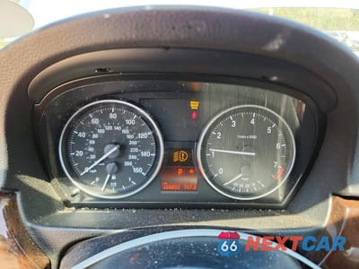 Zdjęcie 9 z 11 samochodu: 2011 BMW 328 XI SULEV VIN:WBAPK5C55BA657948 - miniatura