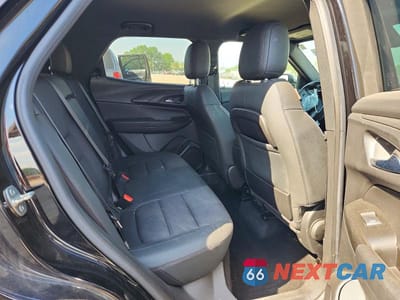 Zdjęcie 11 z 13 samochodu: 2022 CHEVROLET TRAILBLAZER RS VIN:KL79MTSL8NB036466 - miniatura