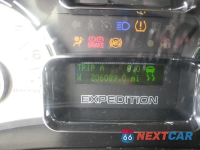 Zdjęcie 9 z 12 samochodu: 2007 FORD EXPEDITION EDDIE BAUER VIN:1FMFU17527LA56130 - miniatura