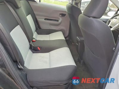 Zdjęcie 10 z 11 samochodu: 2012 TOYOTA PRIUS C TWO VIN:JTDKDTB34C1008445 - miniatura