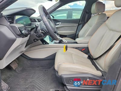 Zdjęcie 7 z 14 samochodu: 2022 AUDI E-TRON CHRONOS VIN:WA1VABGE9NB004960 - miniatura
