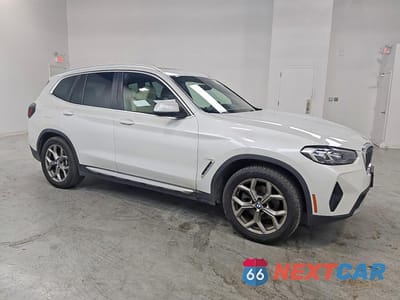 Czwarte zdjęcie samochodu z boku: 2022 BMW X3 XDRIVE30I VIN:5UX53DP02N9J75183 - miniatura