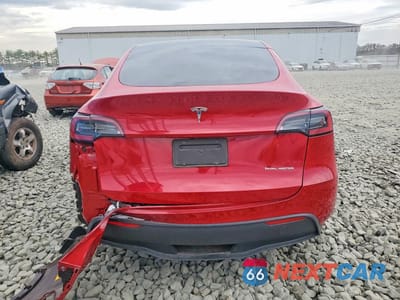 Zdjęcie 6 z 12 samochodu: 2023 TESLA MODEL Y VIN:7SAYGAEE4PF615660 - miniatura