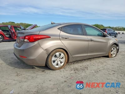 Trzecie zdjęcie samochodu z tyłu: 2016 HYUNDAI ELANTRA SE VIN:5NPDH4AE9GH727419 - miniatura