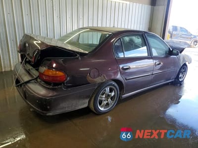 Trzecie zdjęcie samochodu z tyłu: 1998 CHEVROLET MALIBU VIN:1G1ND52M2WY159273 - miniatura