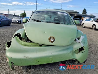 Piąte zdjęcie samochodu w środku: 1999 VOLKSWAGEN NEW BEETLE GLS VIN:3VWCA21C1XM425729 - miniatura