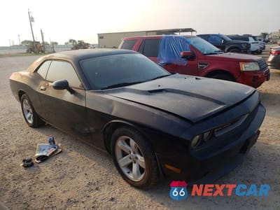Czwarte zdjęcie samochodu z boku: 2011 DODGE CHALLENGER VIN:2B3CJ4DG1BH524685 - miniatura